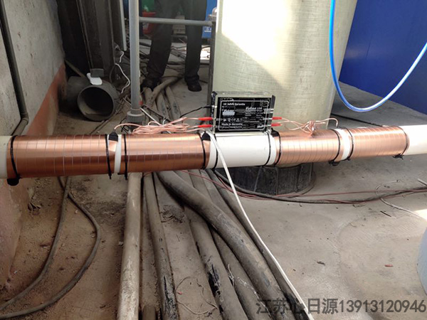 沃肯電脈沖阻垢系統應用于注塑行業安裝現場